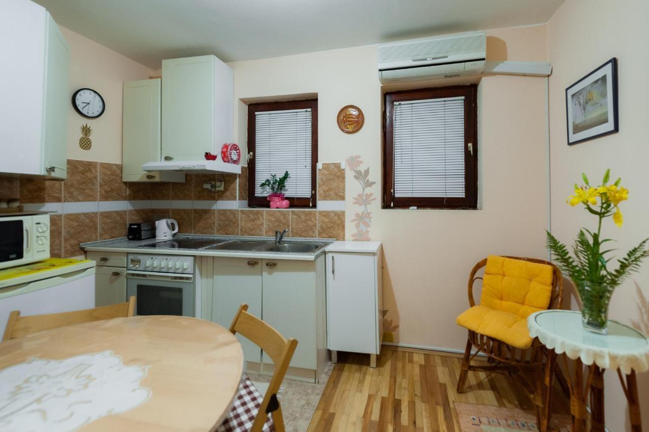 Apartamento Lausev Garden Subotica Exterior foto